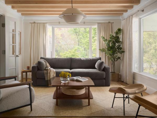 span sleeper sofa in living room