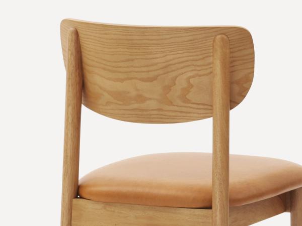 Haiku dining chair in Camel Leather/Oak viewed from behind