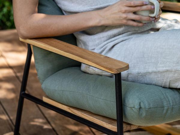 teak outdoor furniture