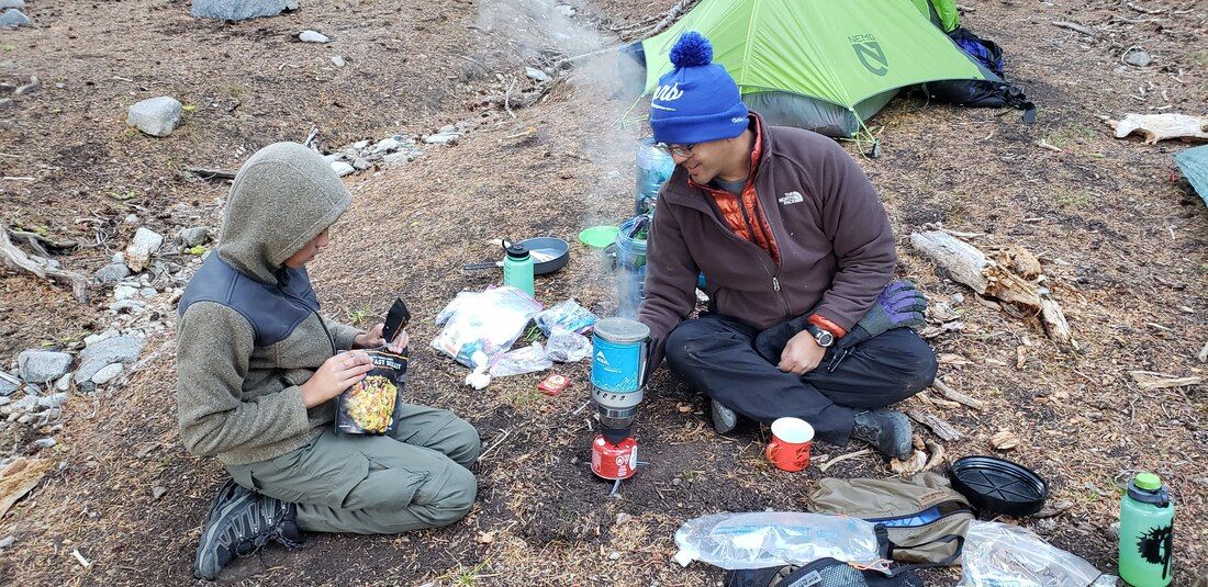 Missing alternative text