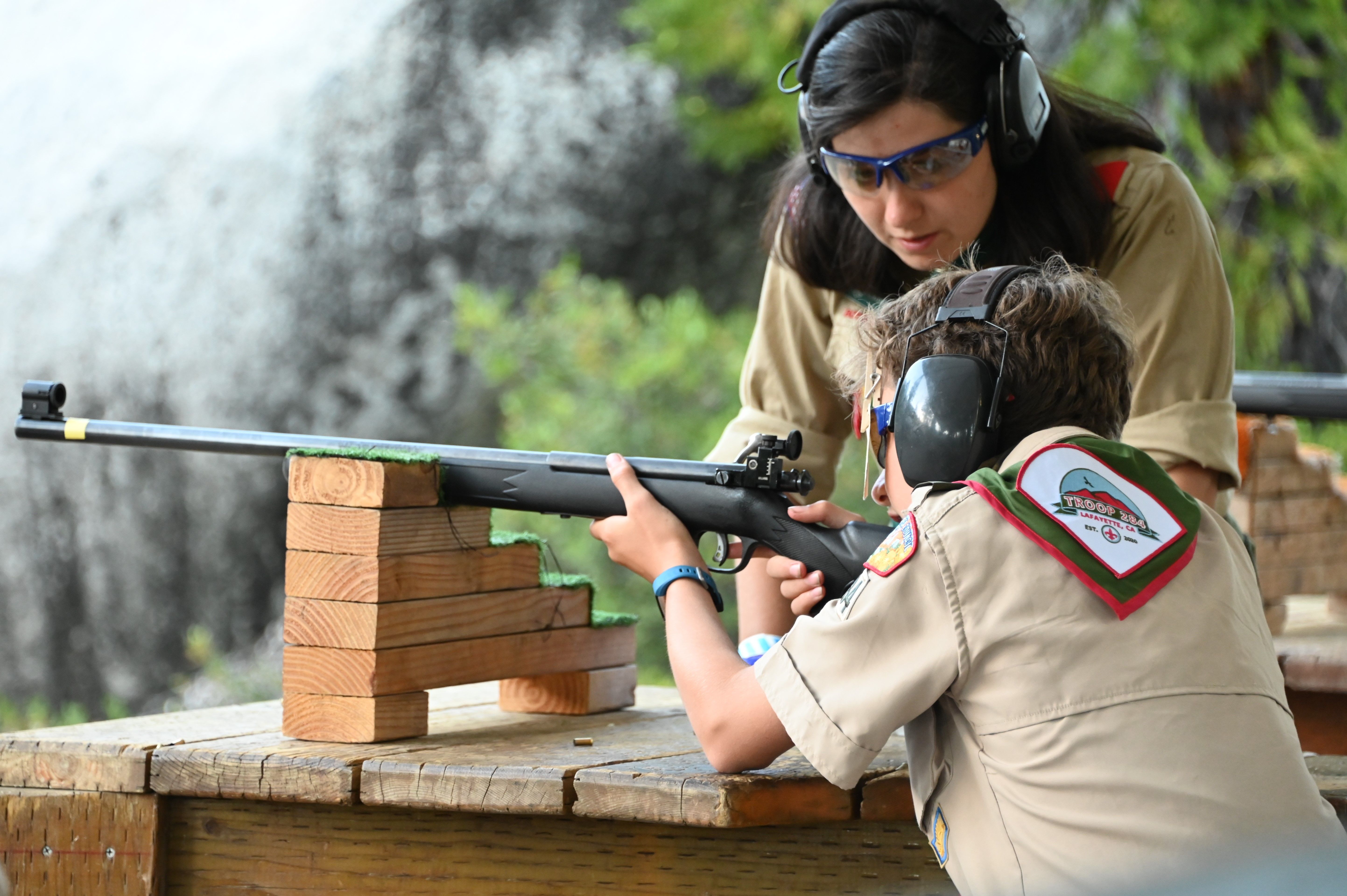 Missing alternative text