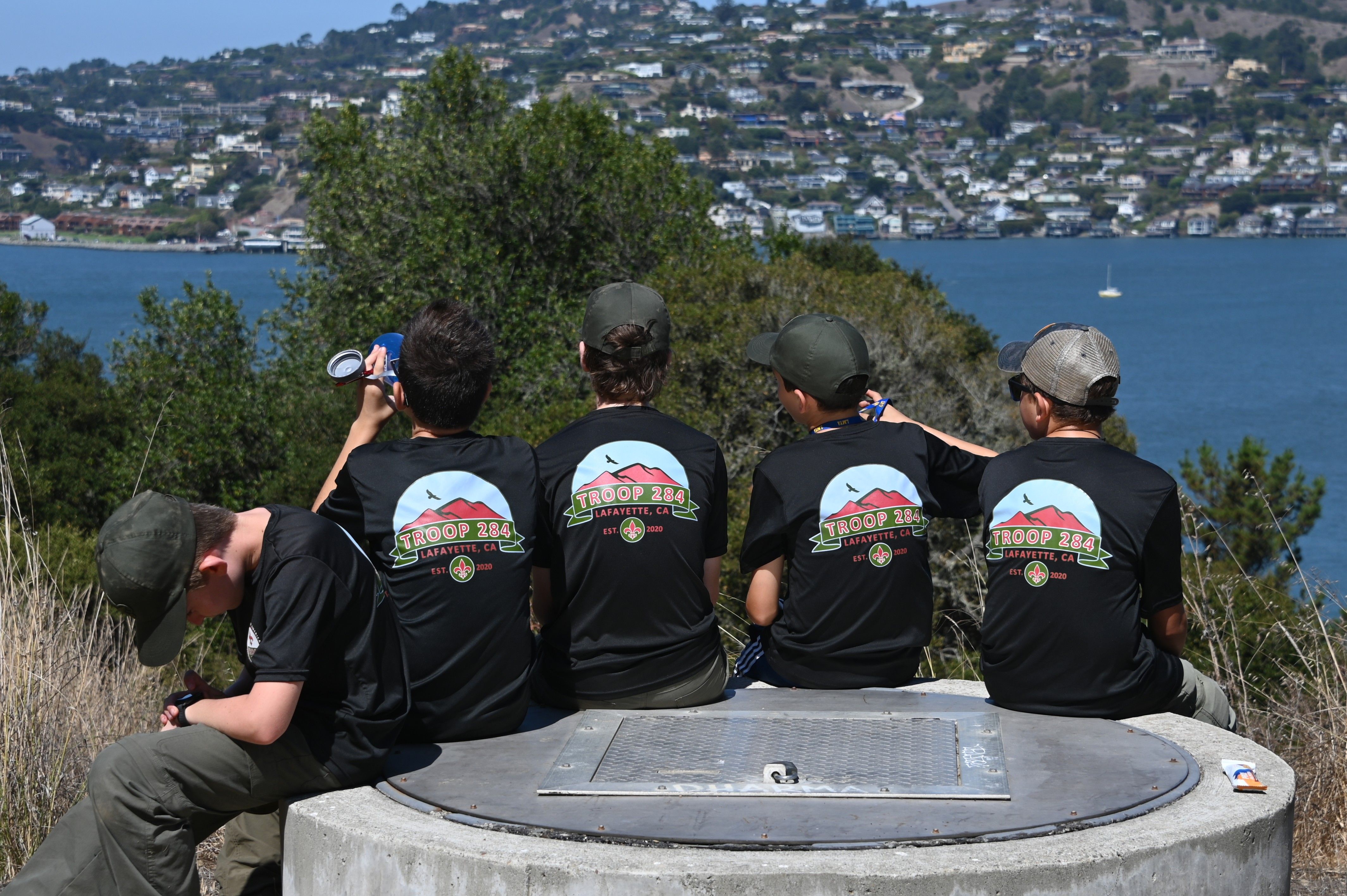 Missing alternative text