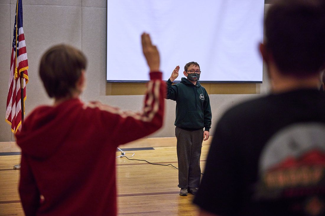 Missing alternative text