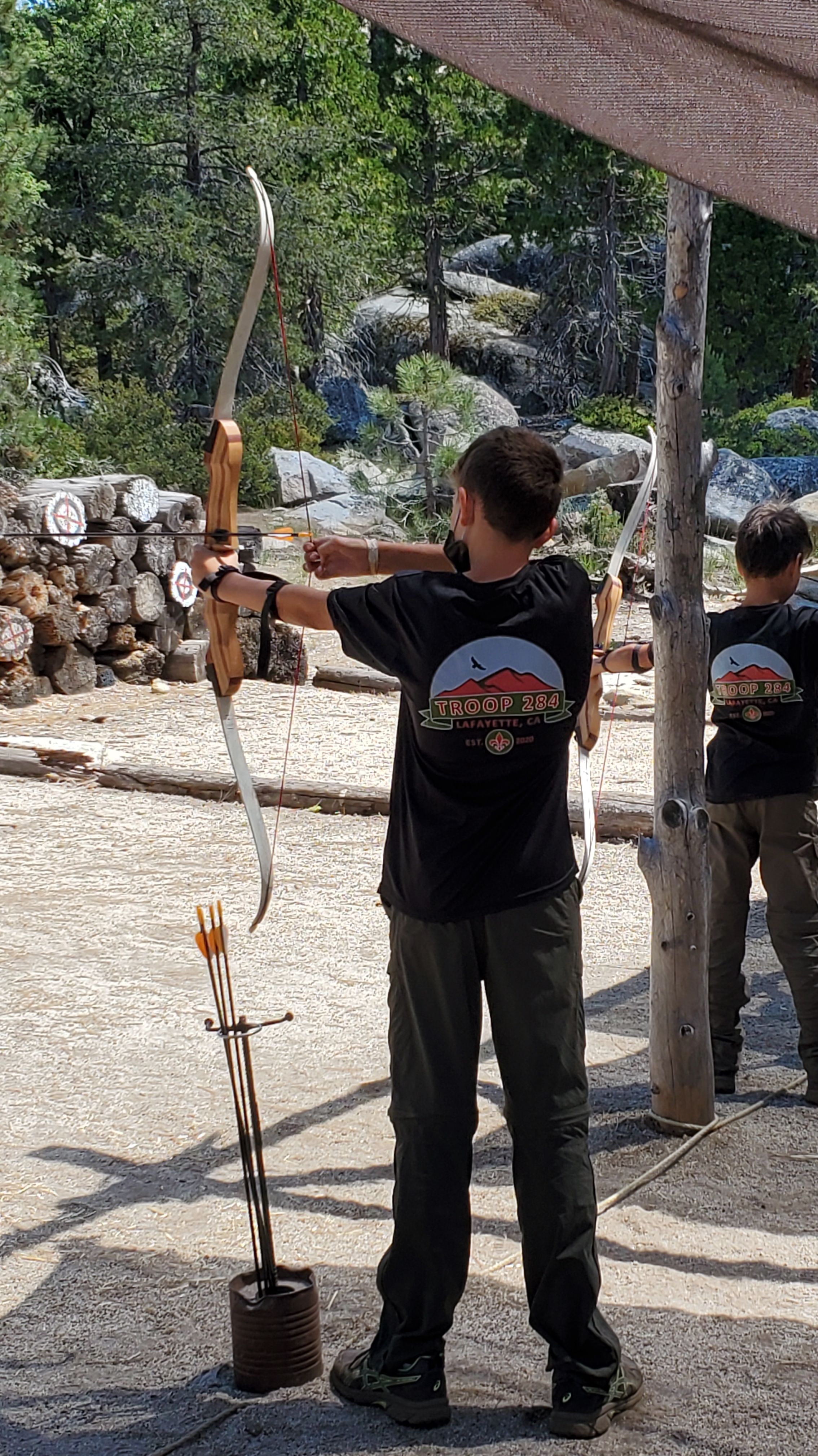 Missing alternative text