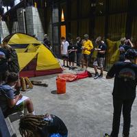 Missing alternative text