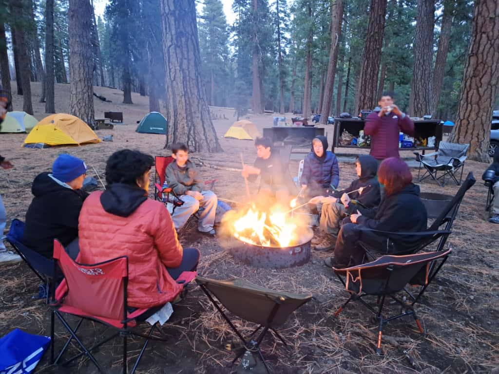 Missing alternative text