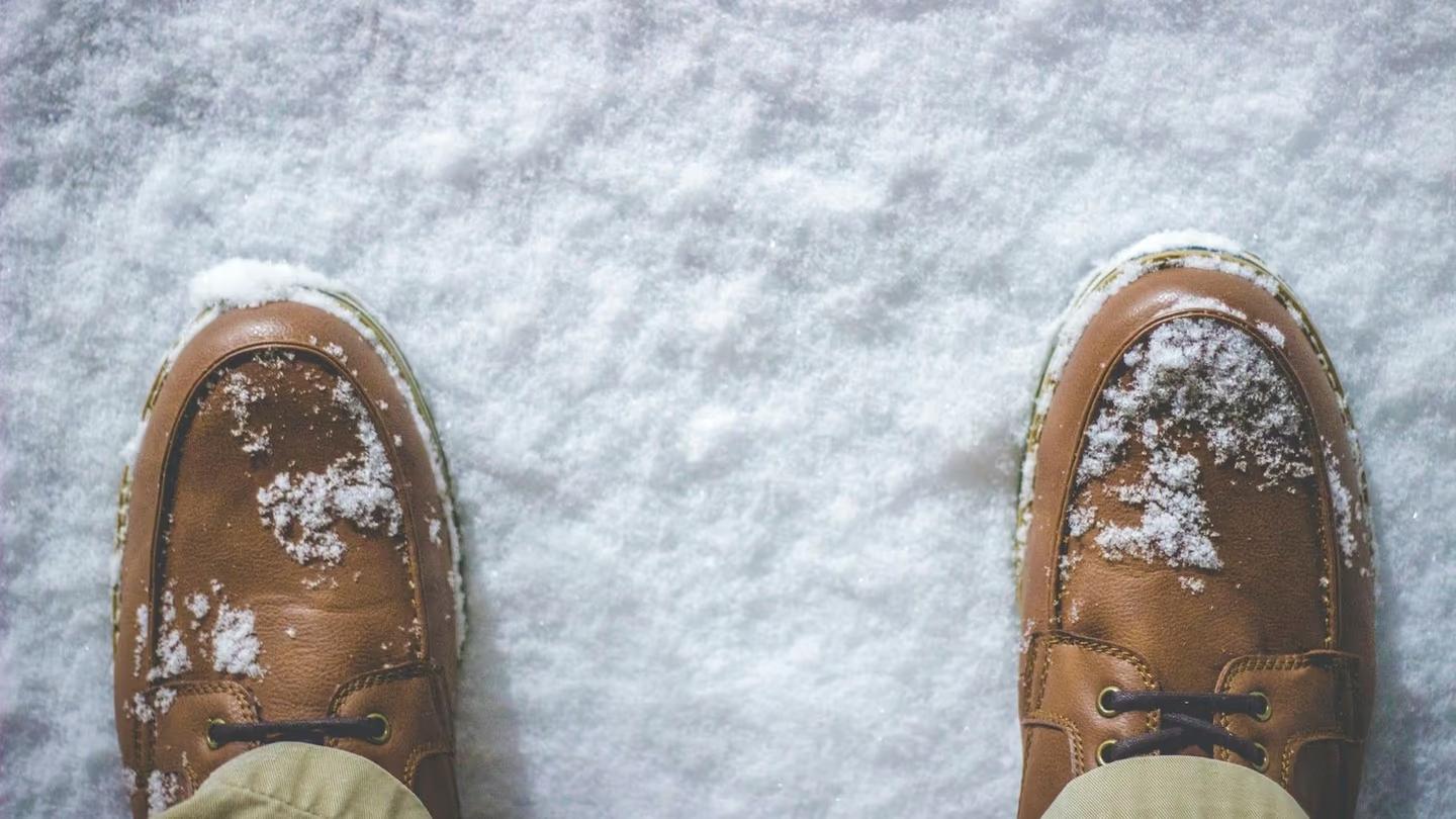 Are Your Feet Winter Ready? — guide from The Foot Lab podiatry clinic in Glossop