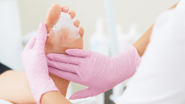 The Difference Between A Verruca And A Corn — guide from The Foot Lab podiatry clinic in Glossop