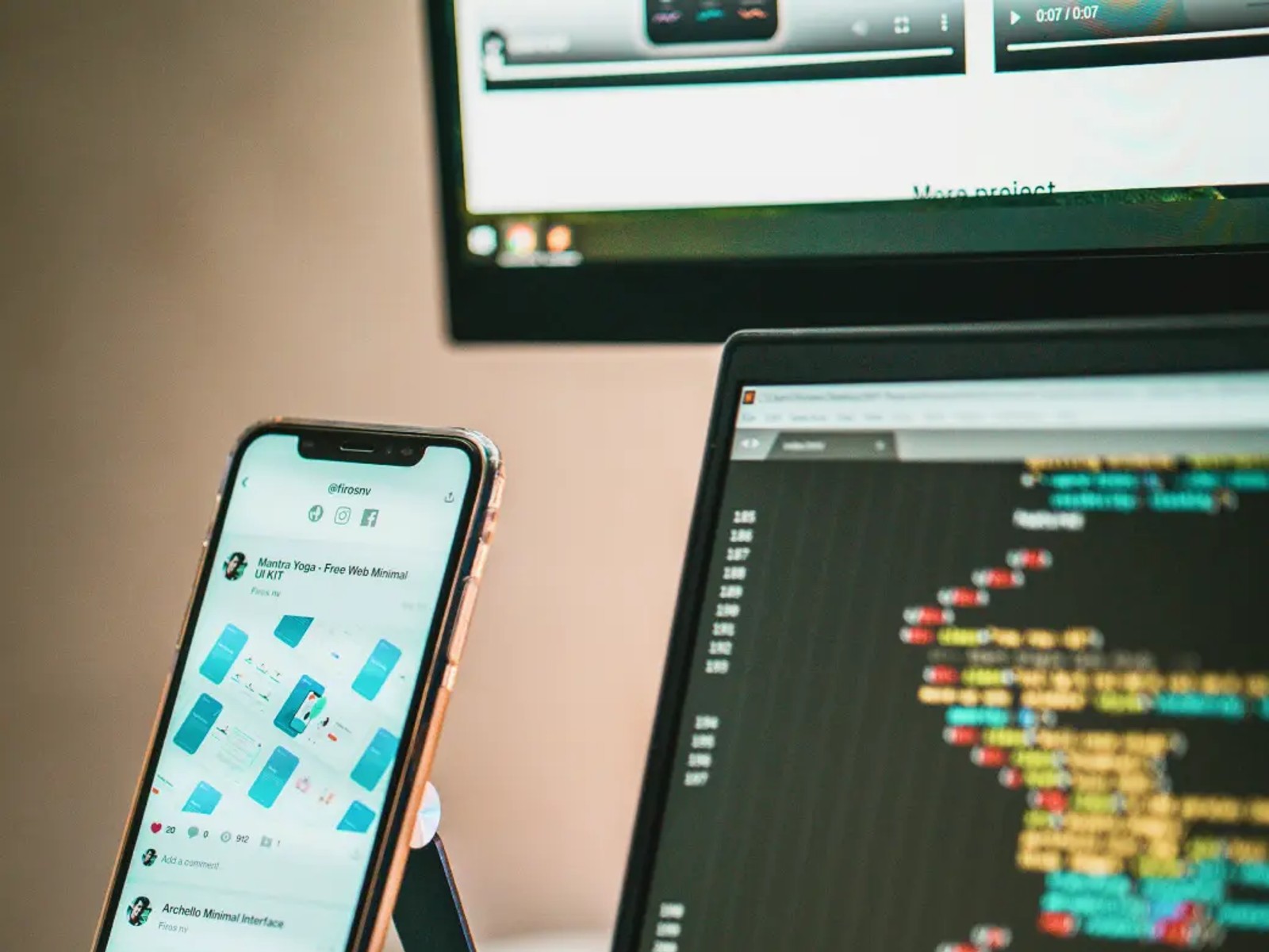 Embracing Composability Choosing The Right Suite Of Headless Services For Customers Needs
