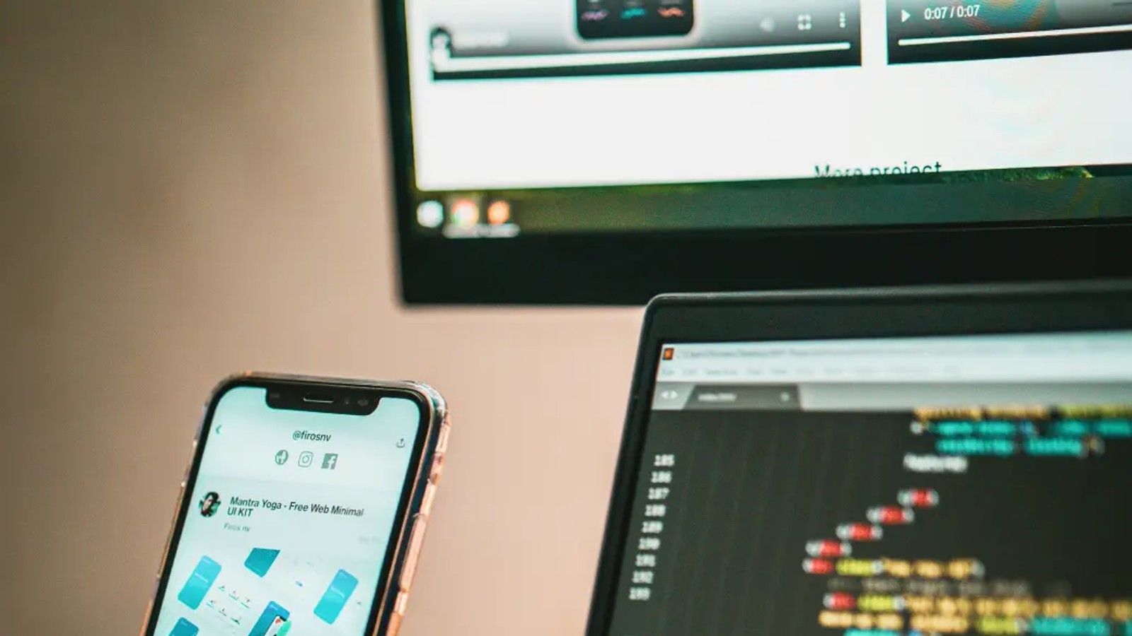 Embracing Composability Choosing The Right Suite Of Headless Services For Customers Needs