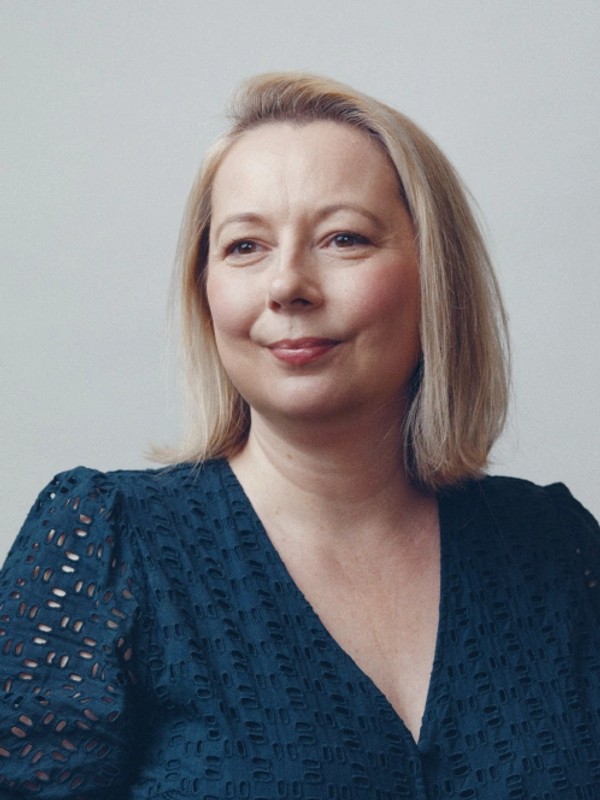 Joanna Perry