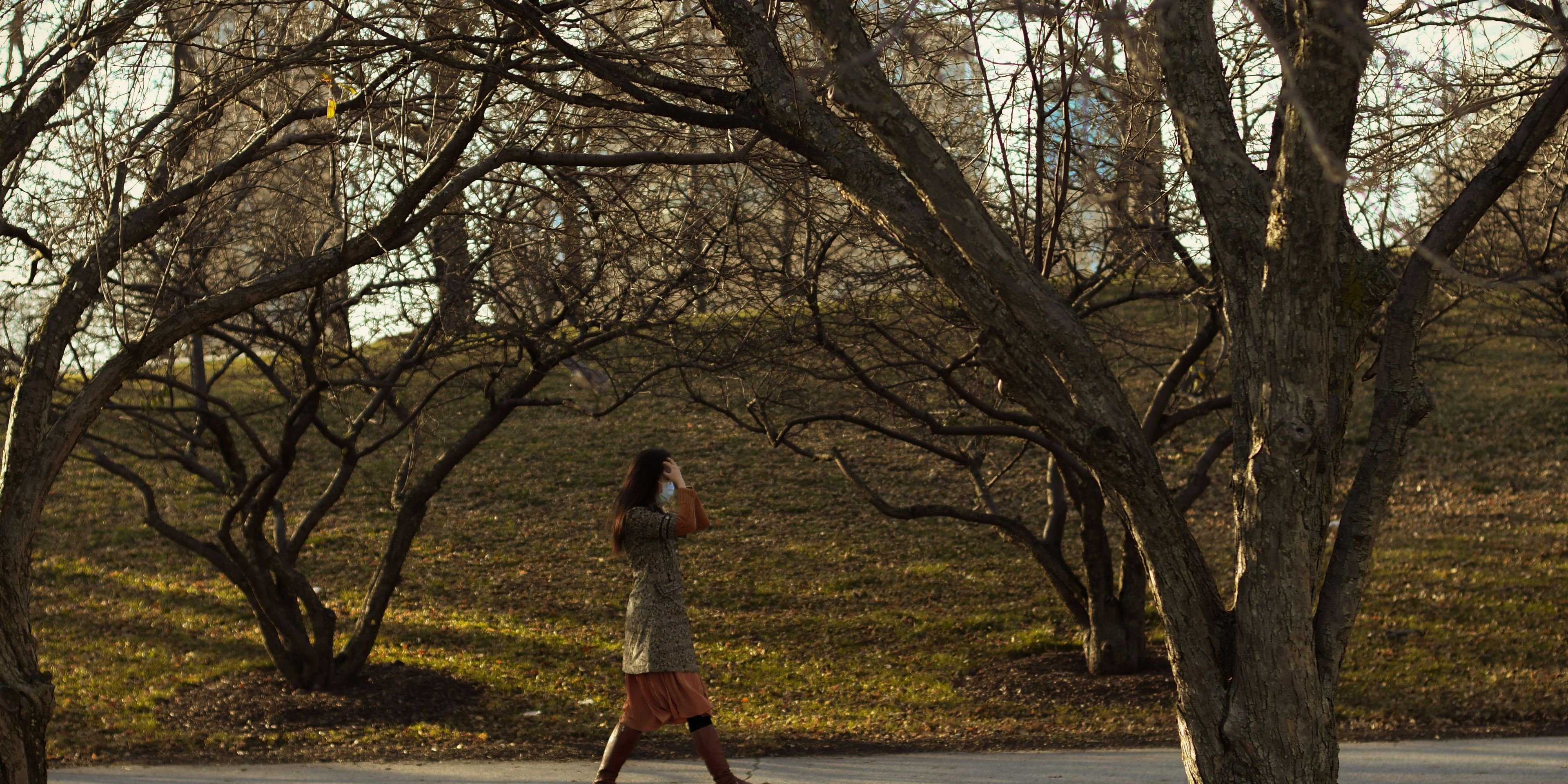 Speak About the Photo Like a Pro: Duolingo English Test Guide