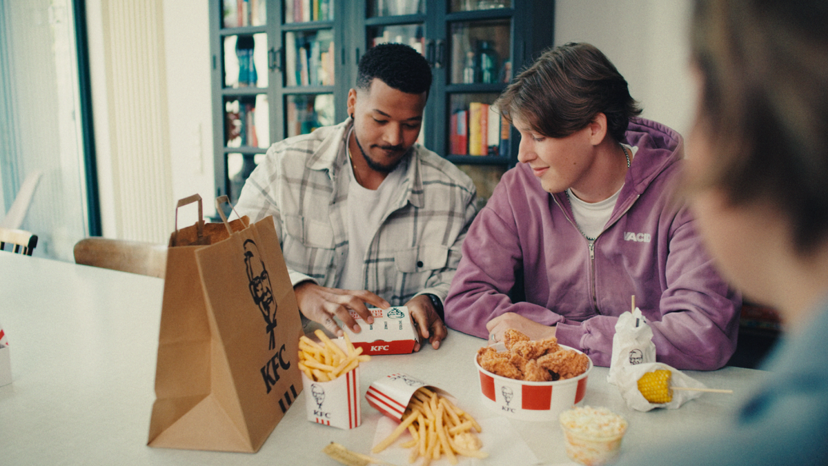 KFC Delivery still 1