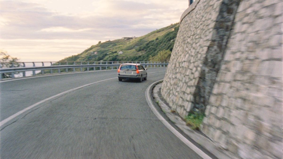Rikas - Side by Side still 5