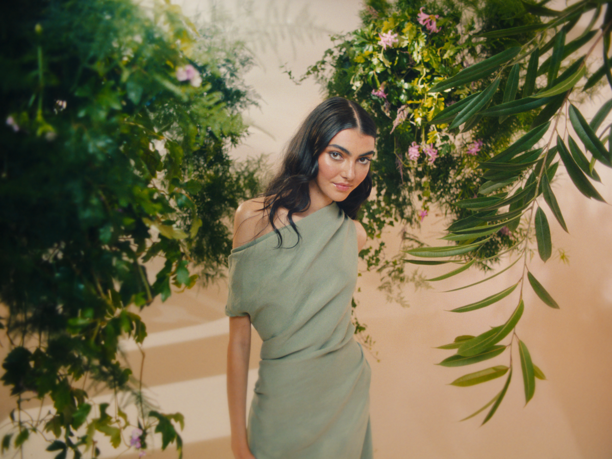 Douglas Naturals still 2