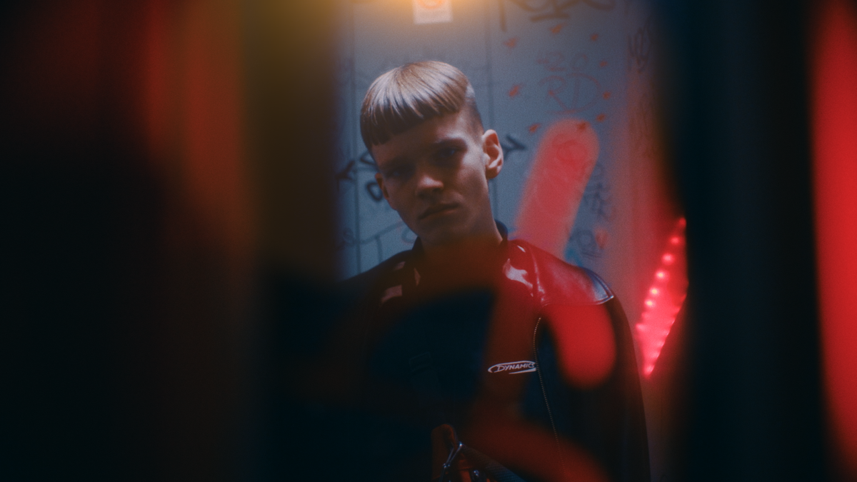 Luca Eck still 1