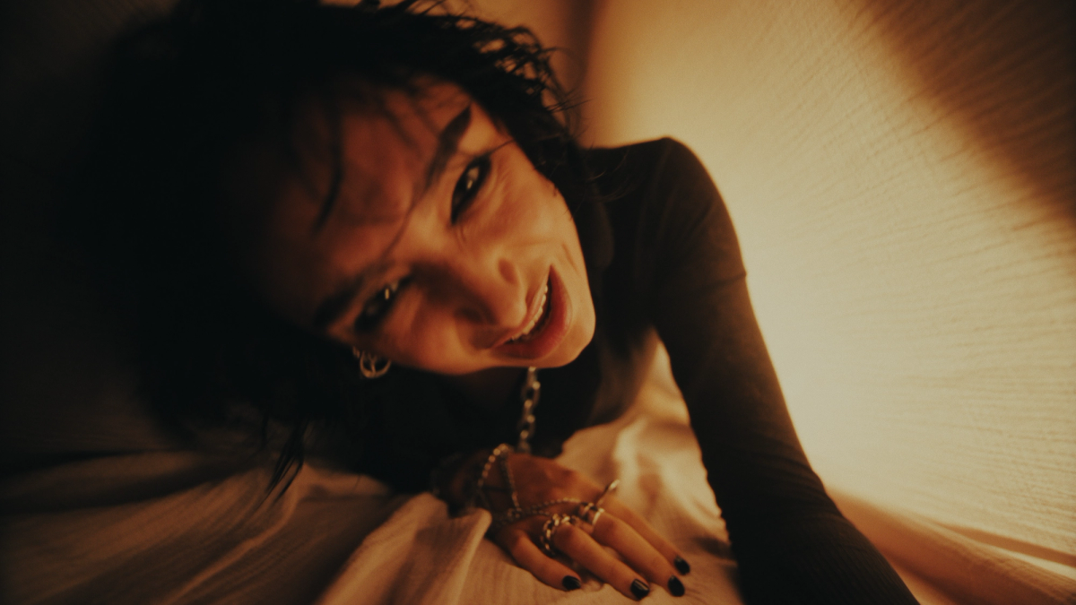 Leanne Deliah - Unbothered still 9
