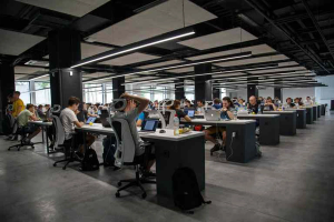 5 Easy Tricks To Reduce Stress At Work