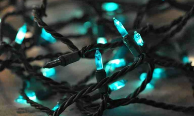 Affordable Hacks That Take Holiday Decorating To The Next Level