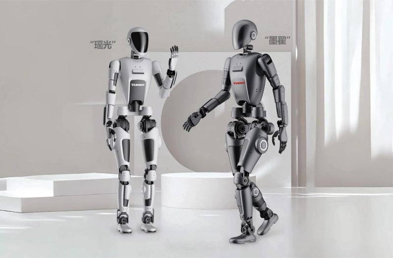Ti5Robot Humanoid Family — фото робота