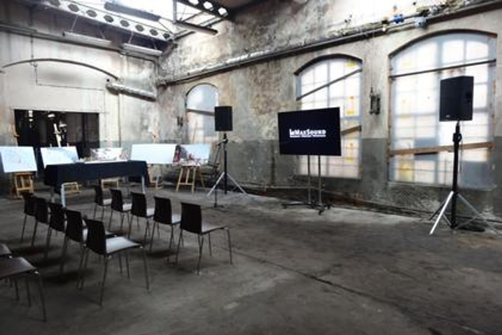 Obsługa techniczna konferencji prasowej na terenach Stoczni Gdańskiej