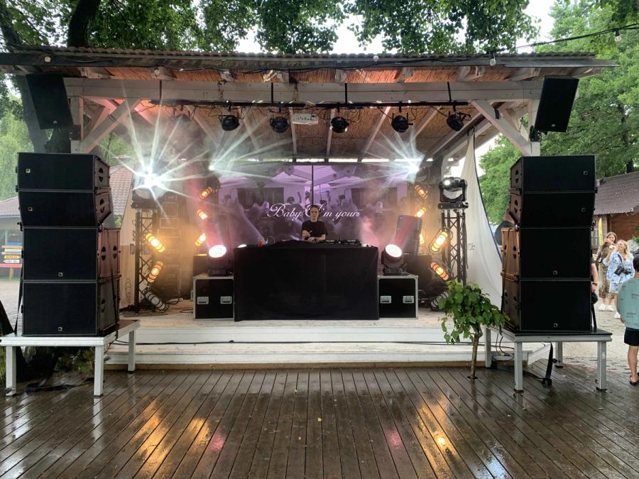 MaxSound — nagłośnienie koncertu — front of house