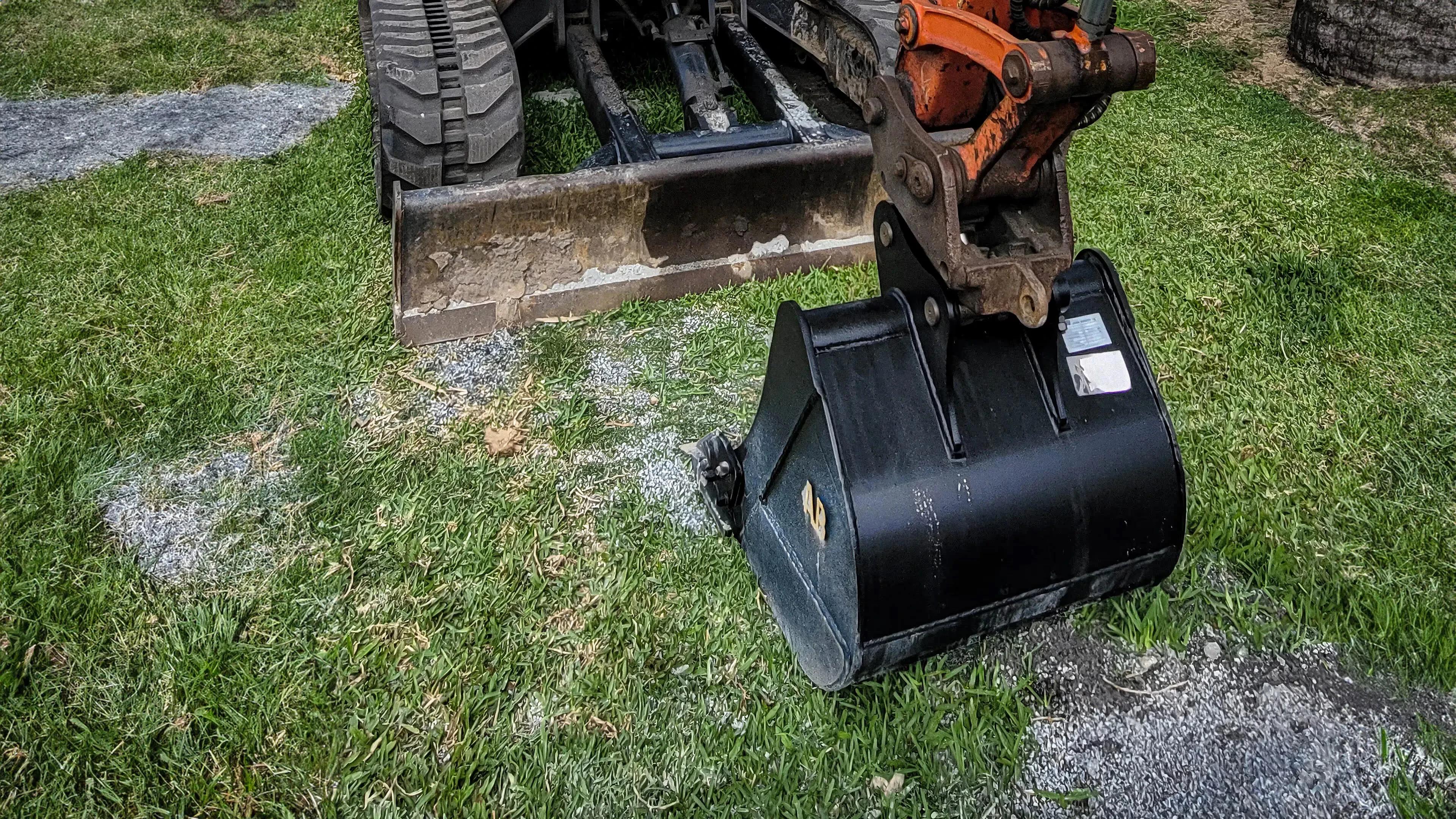 Digging Bucket - Gallery Image 3