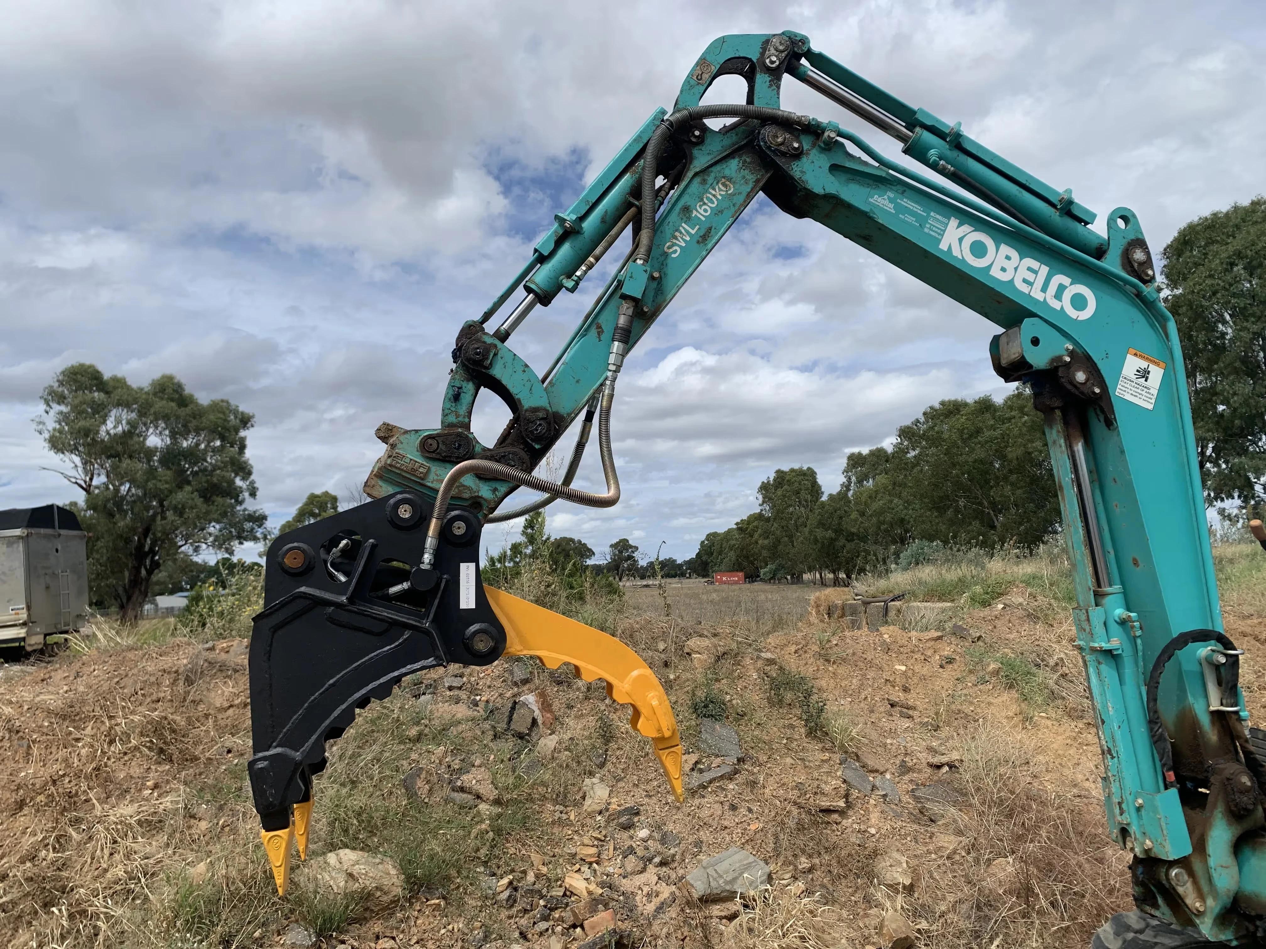 Hydraulic Grab Bucket - Gallery Image 5