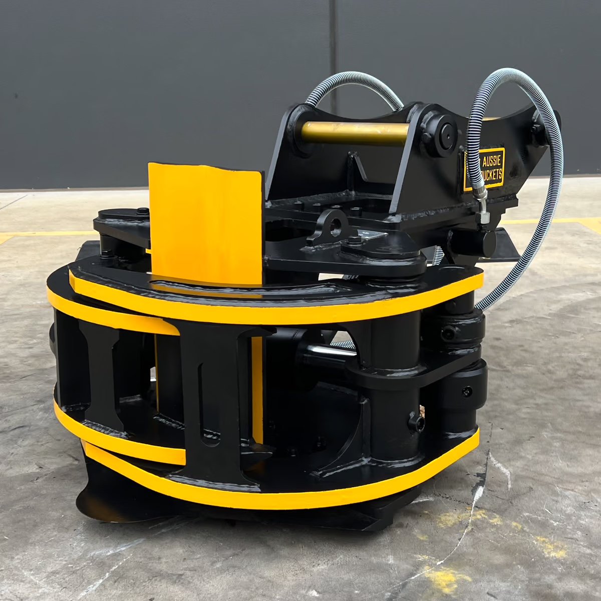 Hydraulic Tree Shear - Product Image 1