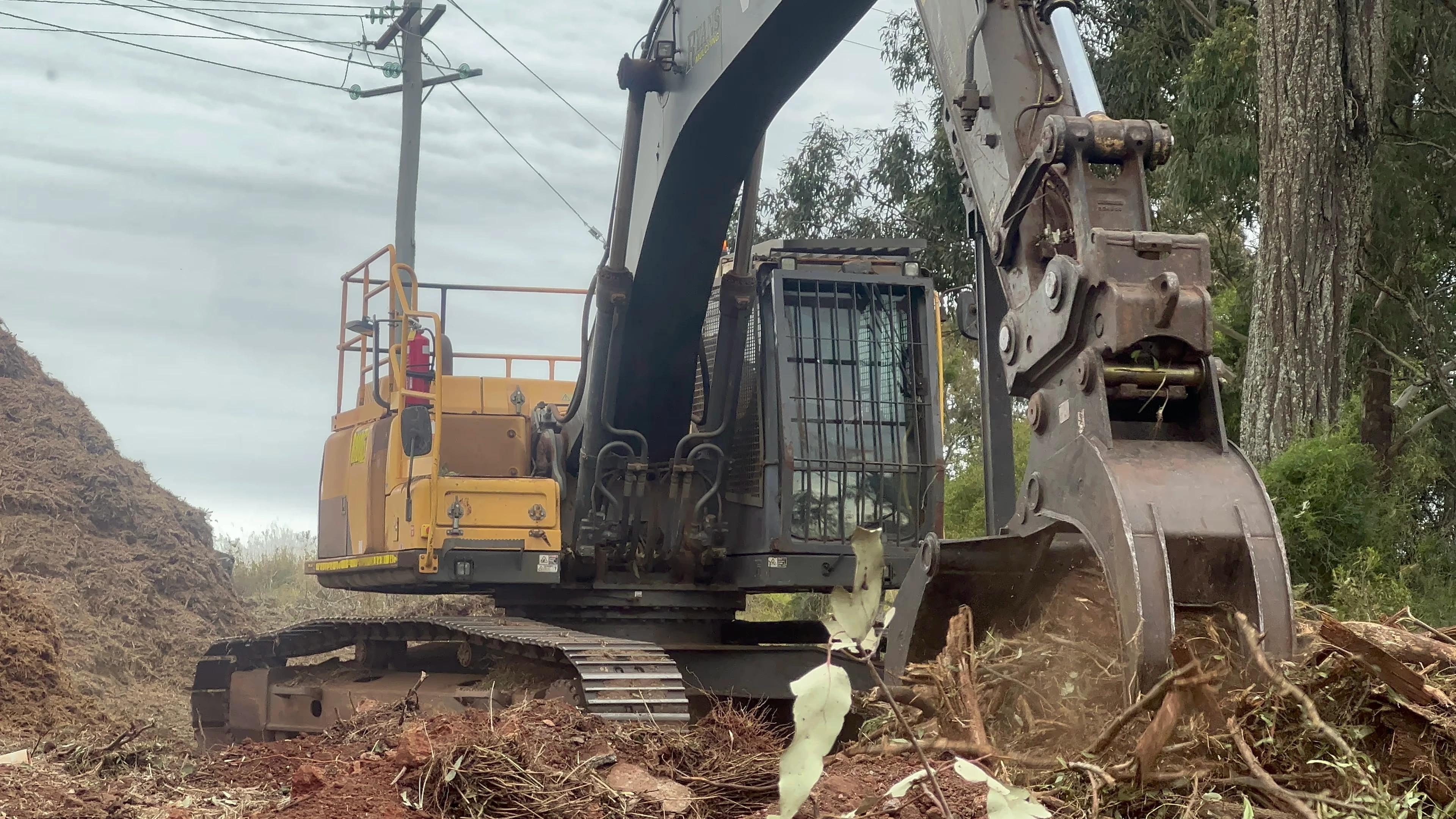 Mechanical Grab - Gallery Image 2