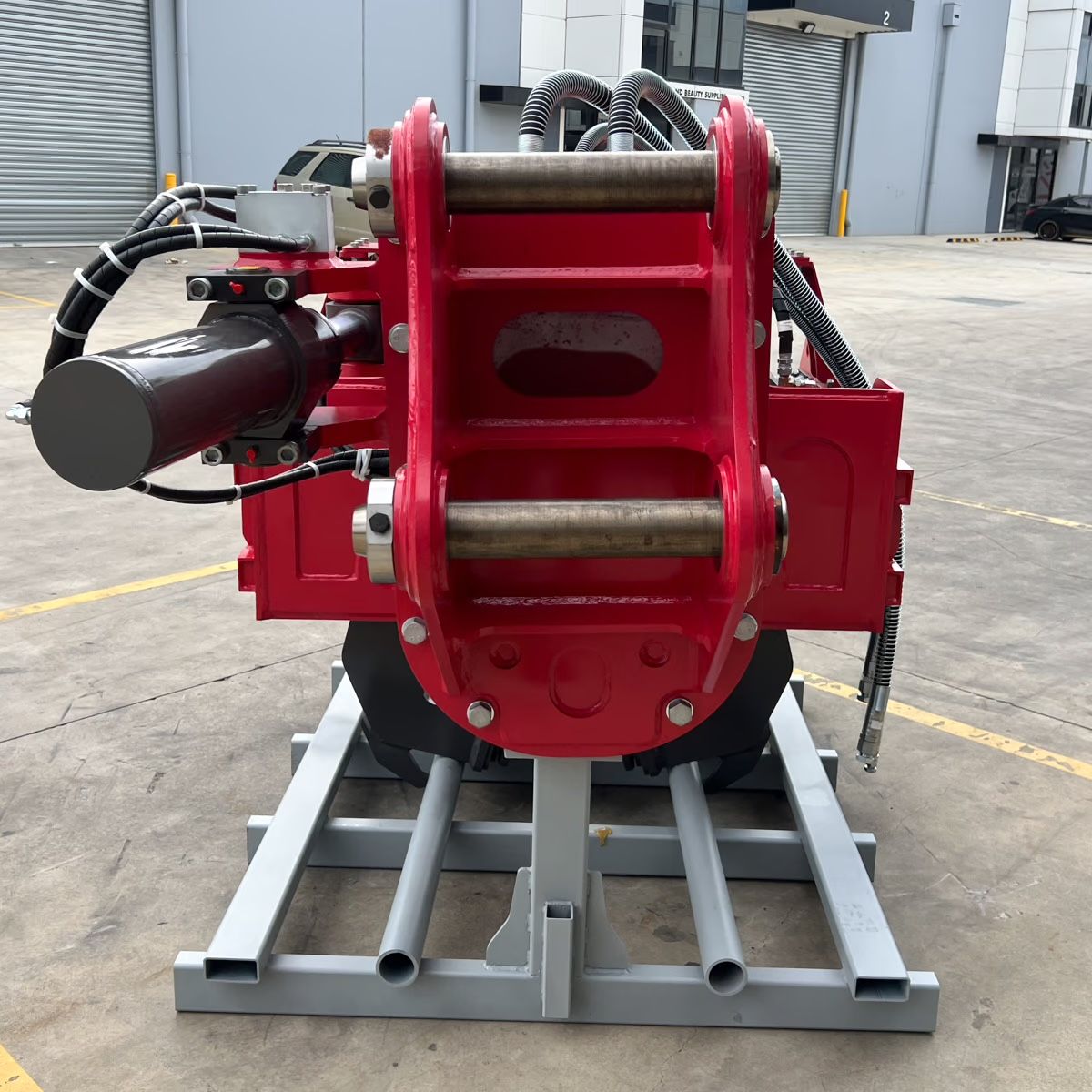 Side-Grip Vibrating Pile Driver - Product Image 6