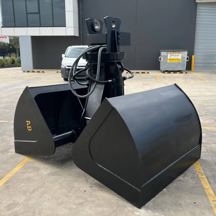 Clamshell Bucket Series - Angle 5