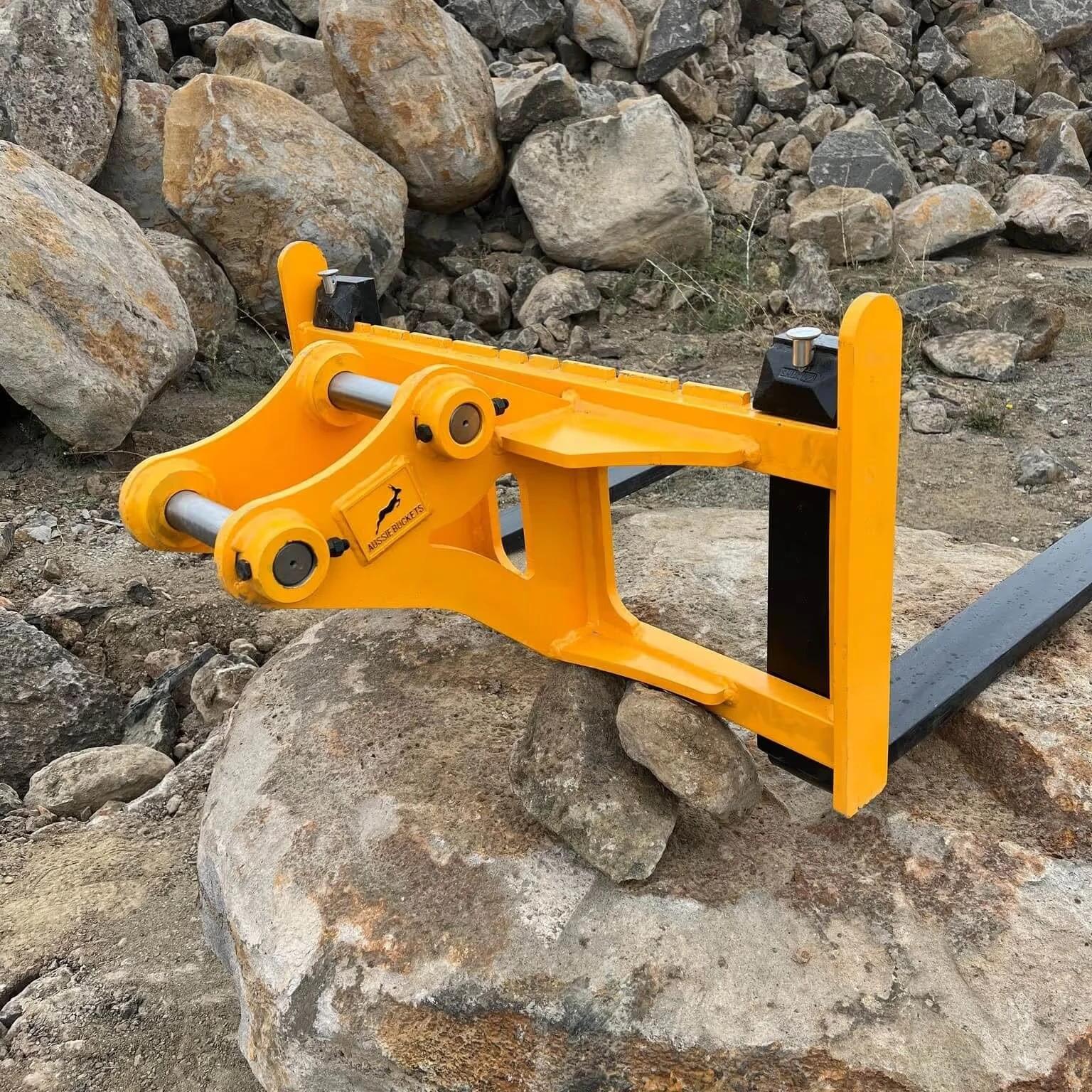 Excavator Pallet Fork Attachment Back Design