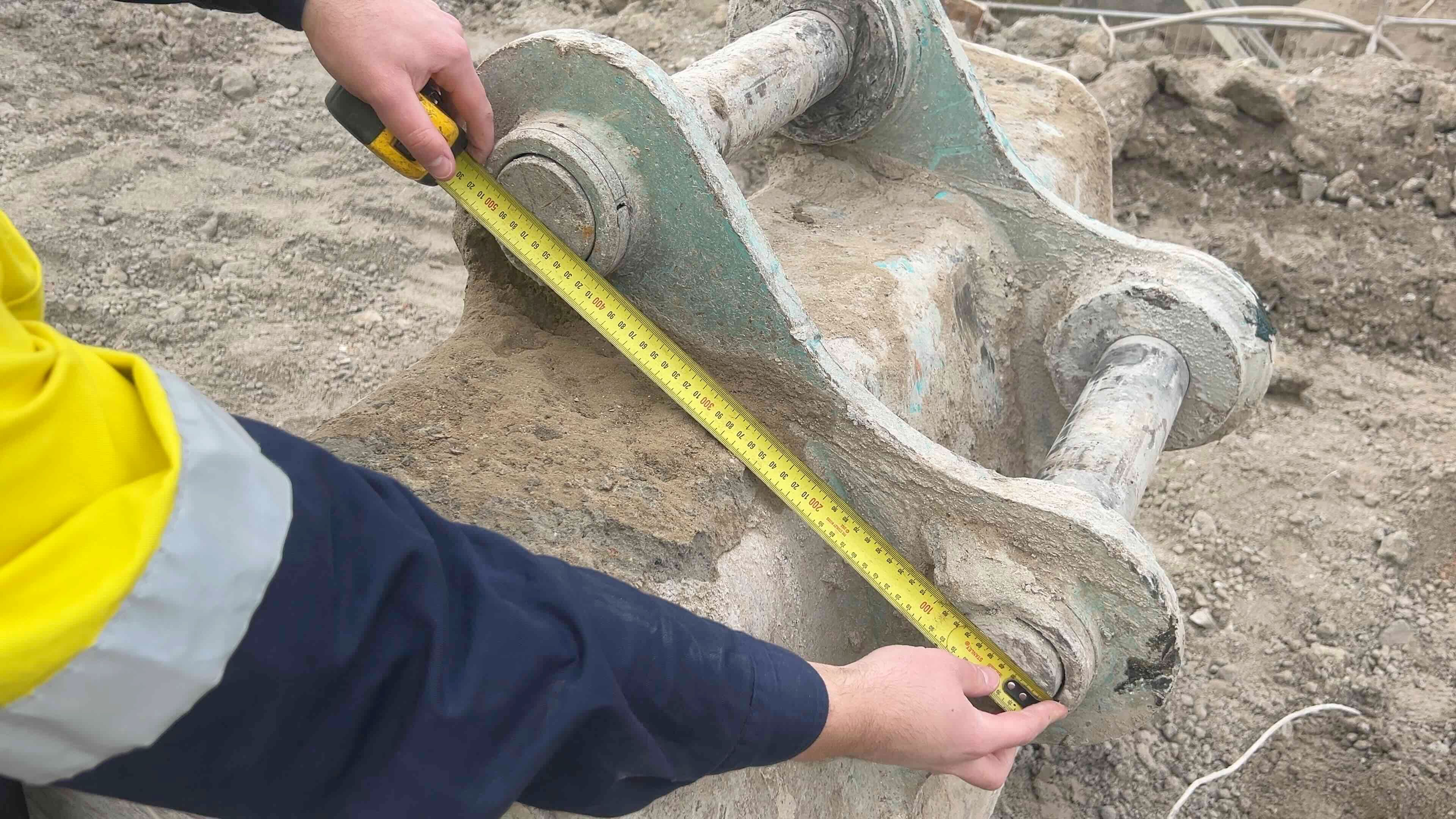 How to Measure Your Excavator Pins for a Perfect Attachment Fit  - Main Image