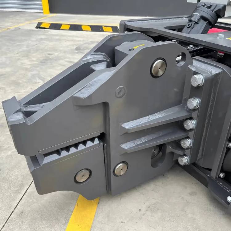 Aussie Buckets Pile Driver Excavator Attachment Tilting