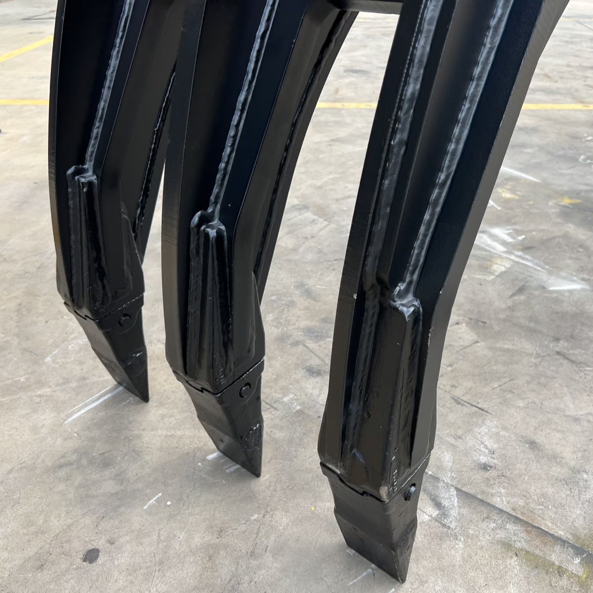 Rotating Multipurpose Grab - Product Image 12