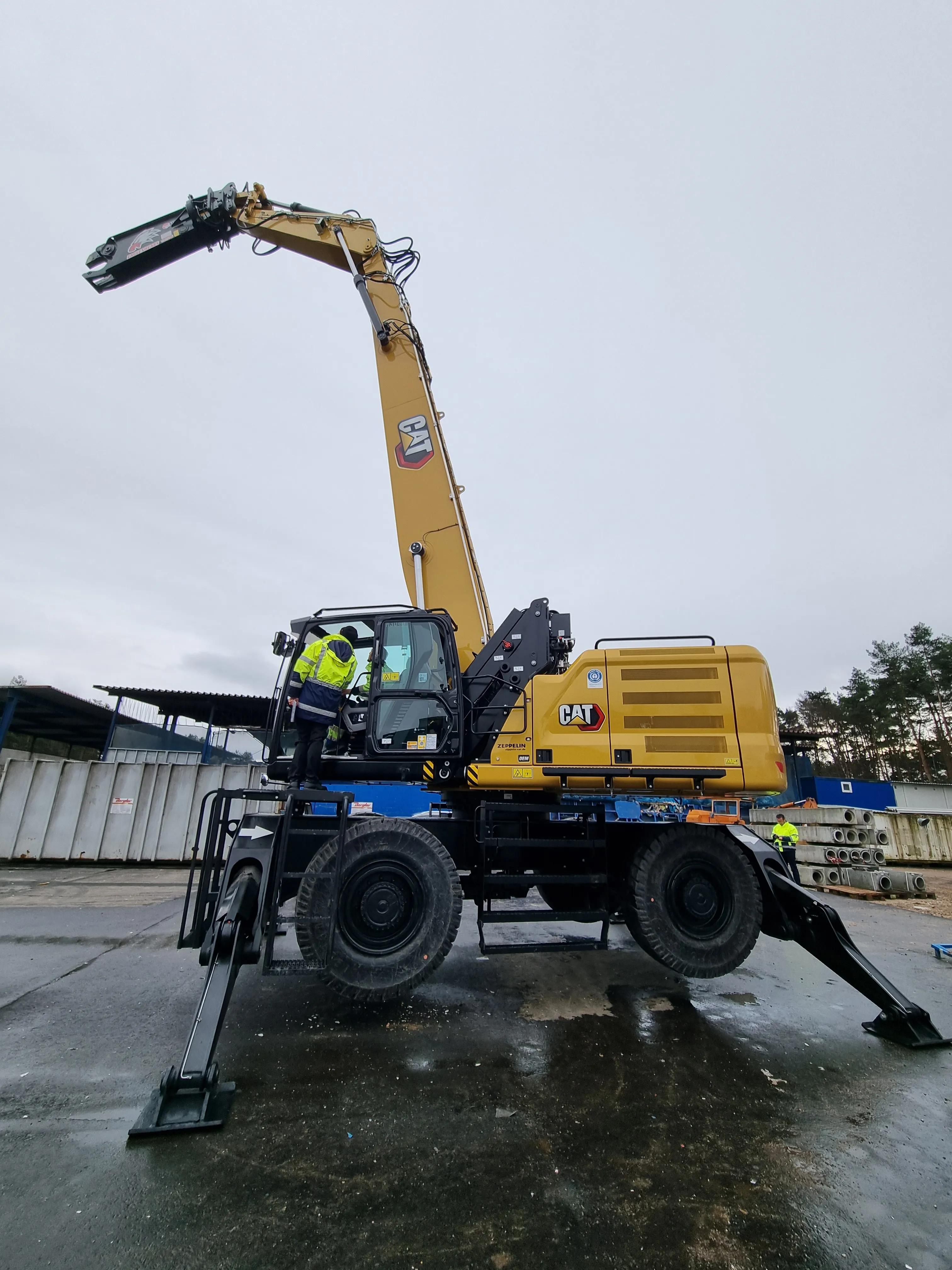 Aussie Buckets Scrap Shear Attachment in Action 5
