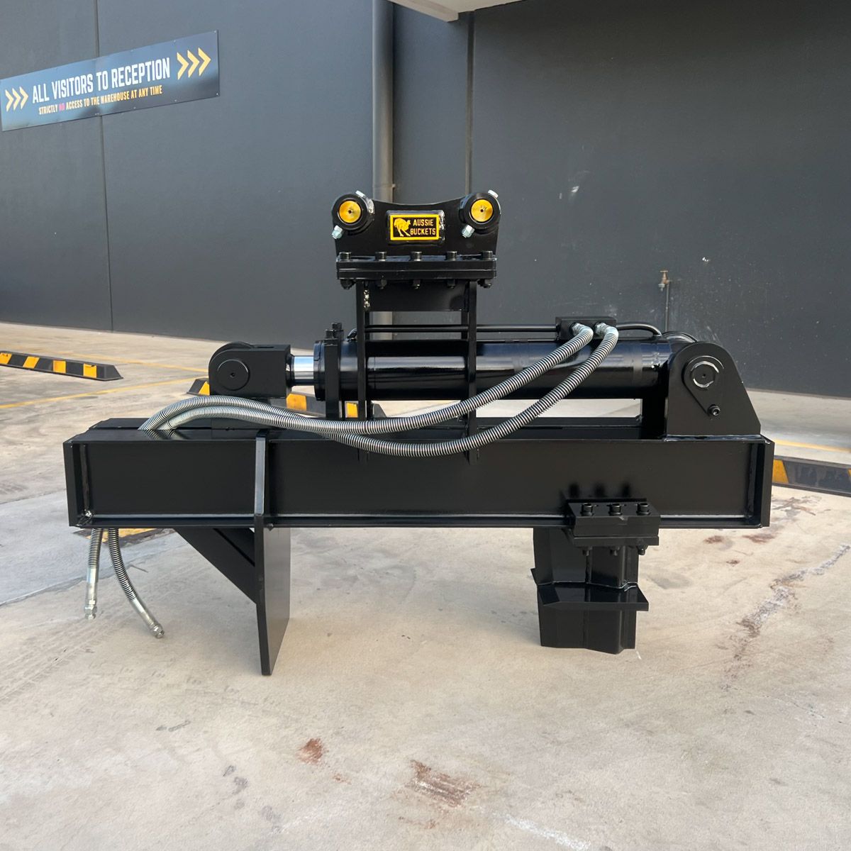 Log Splitter - Gallery Image 2