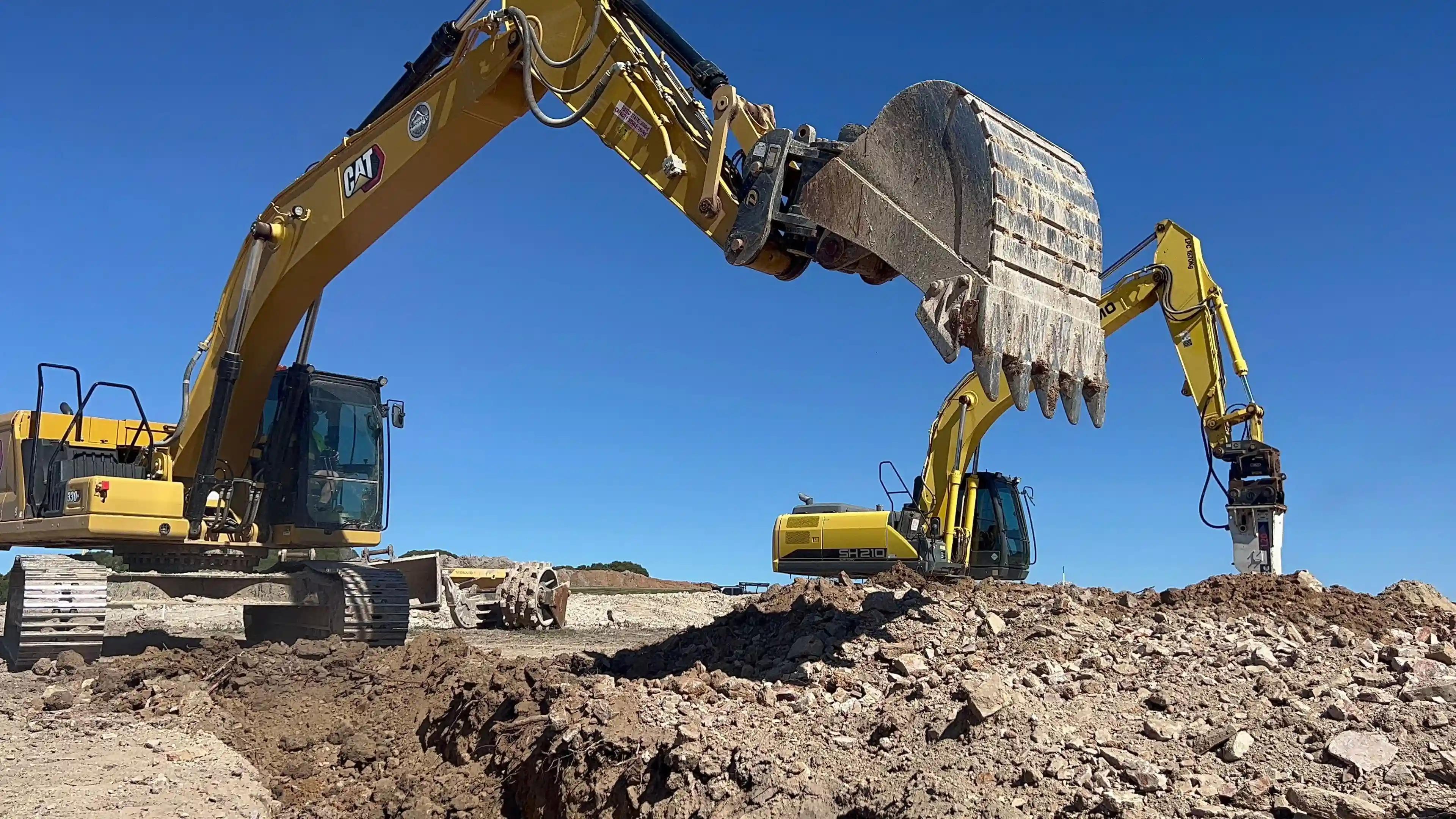Digging Bucket - Gallery Image 1