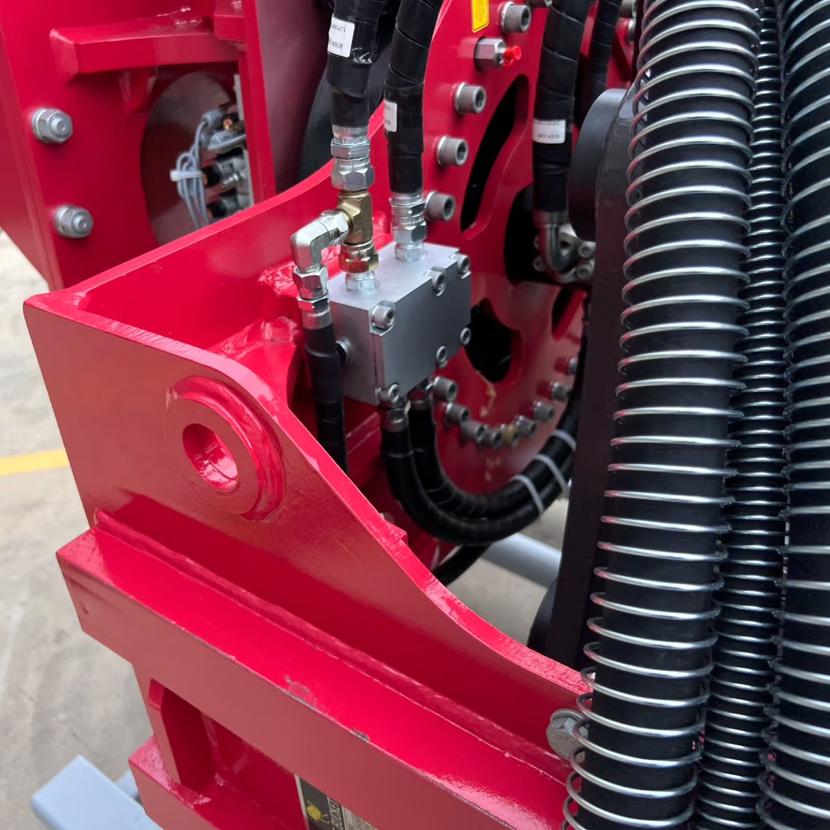 Side-Grip Vibrating Pile Driver - Product Image 11