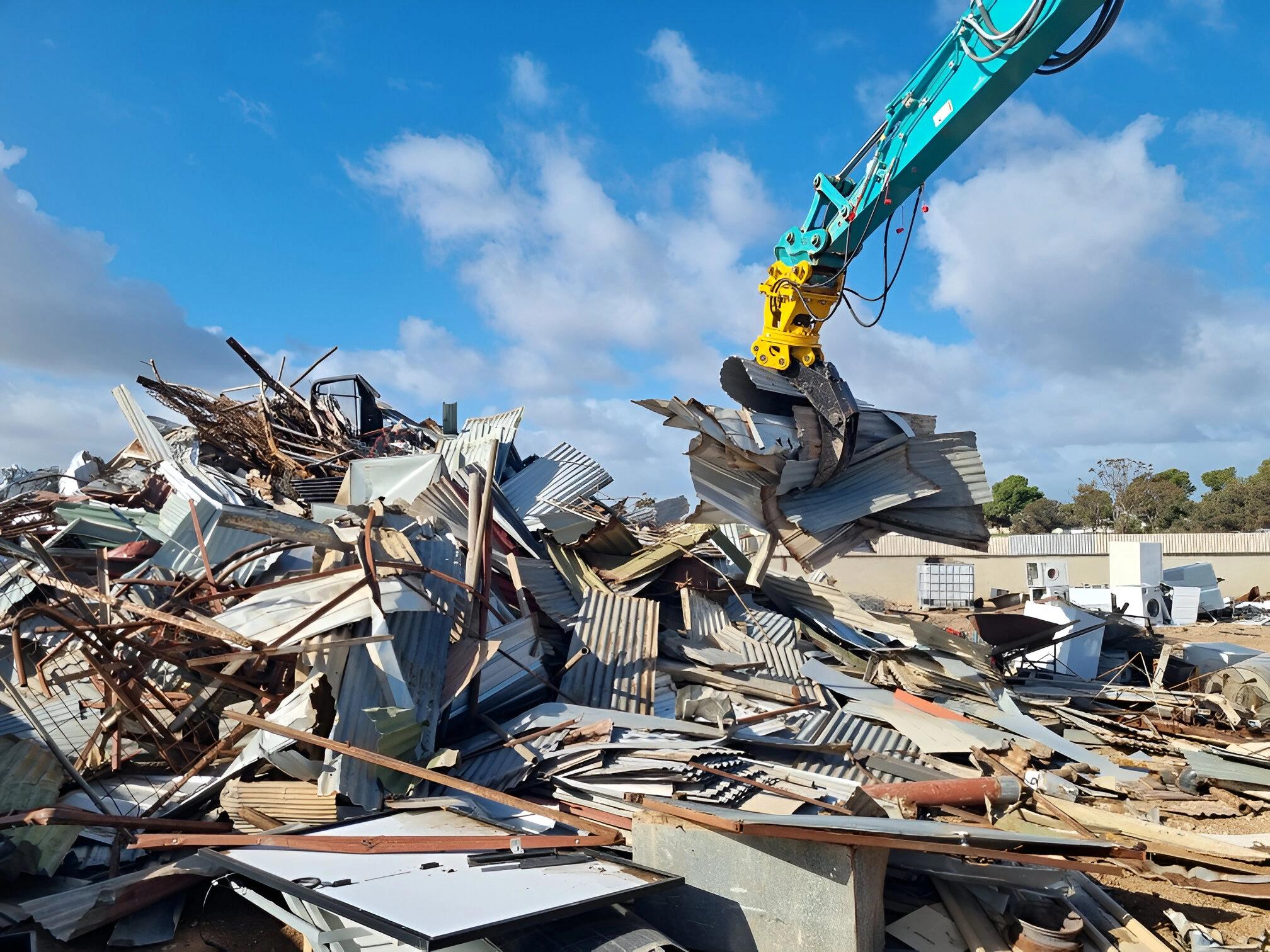 Rotating Multipurpose Grab - Gallery Image 1