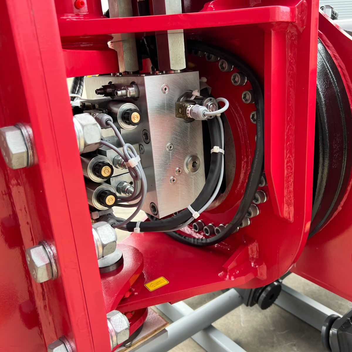 Side-Grip Vibrating Pile Driver - Product Image 13