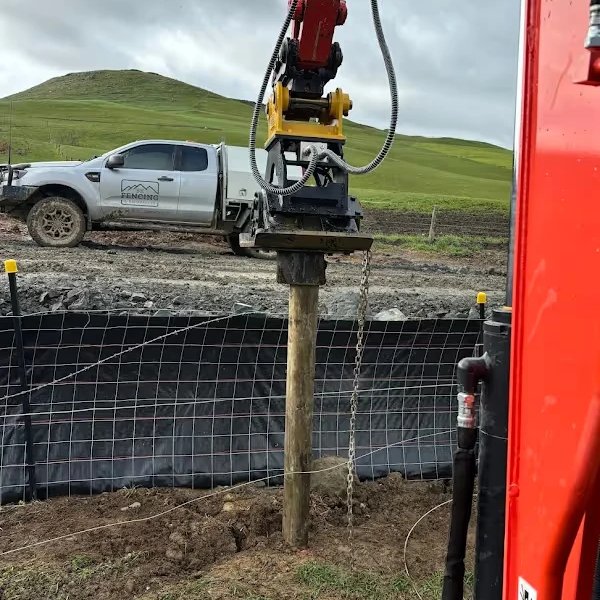 Aussie Buckets Vibrating Compaction Plate in action 2
