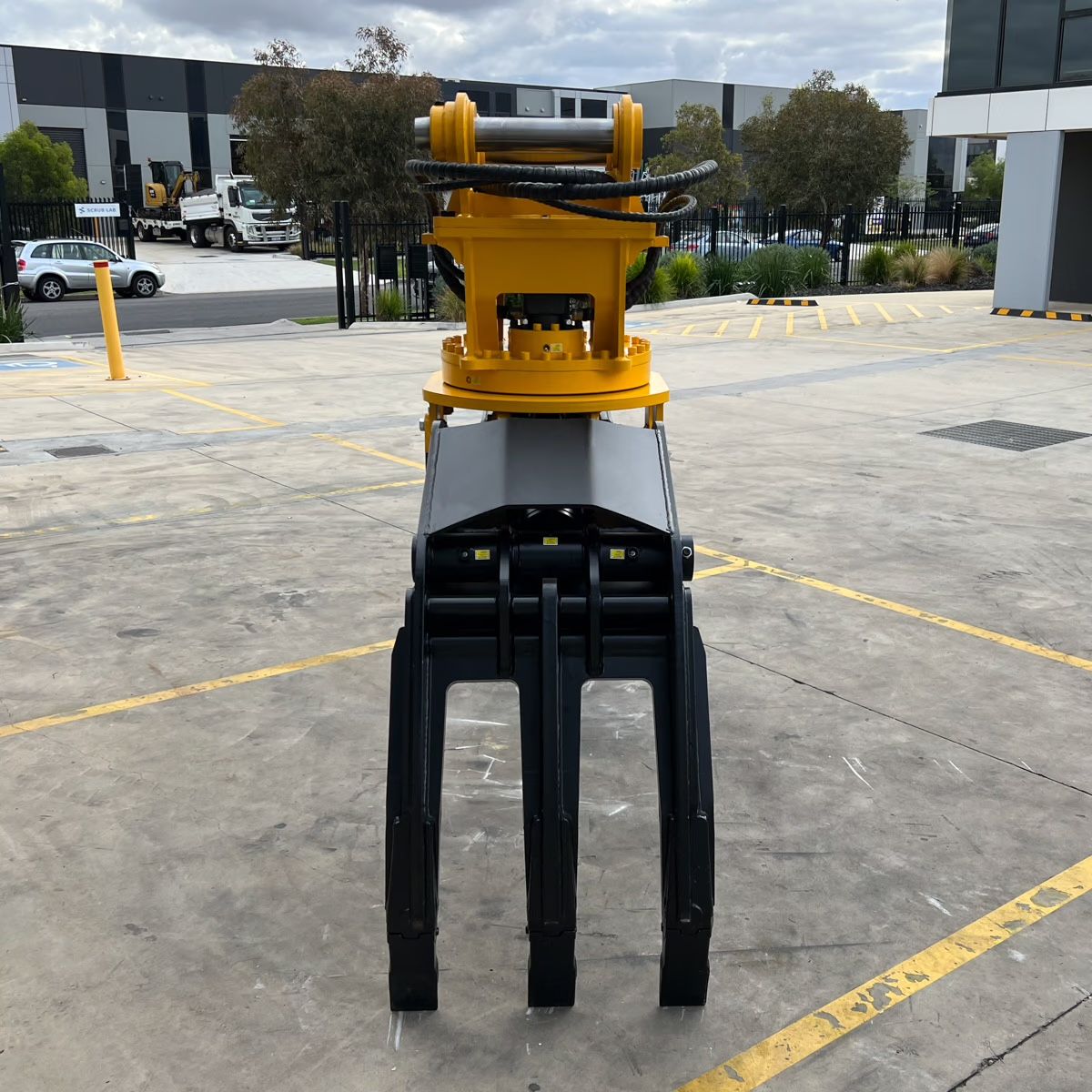 Rotating Multipurpose Grab - Product Image 4