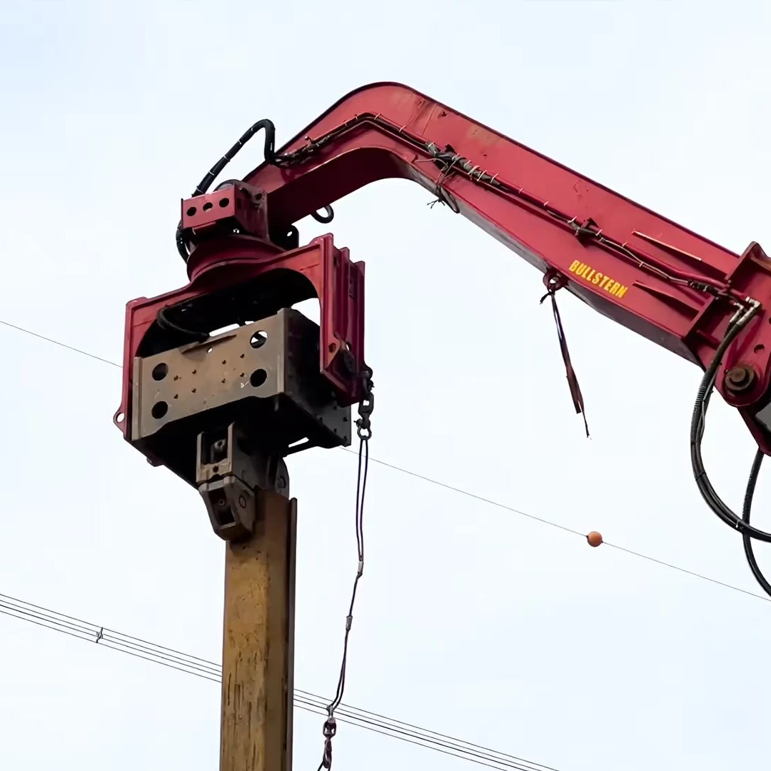Aussie Buckets Vibrating Pile Driver in Action 4