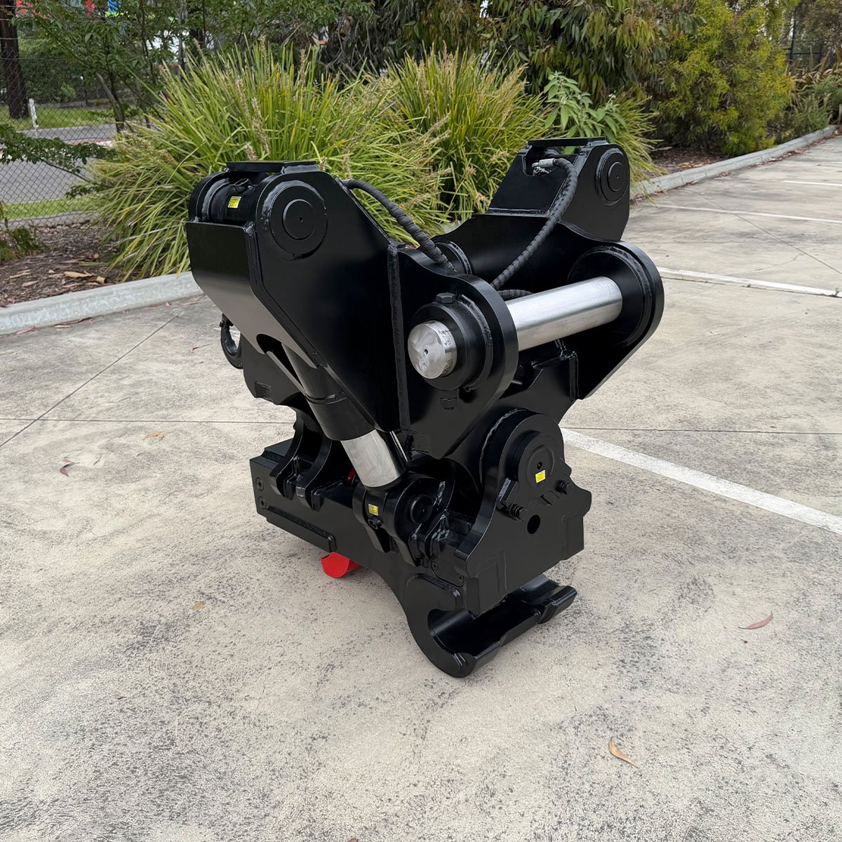 TwinTilt Hitch - Photo 1