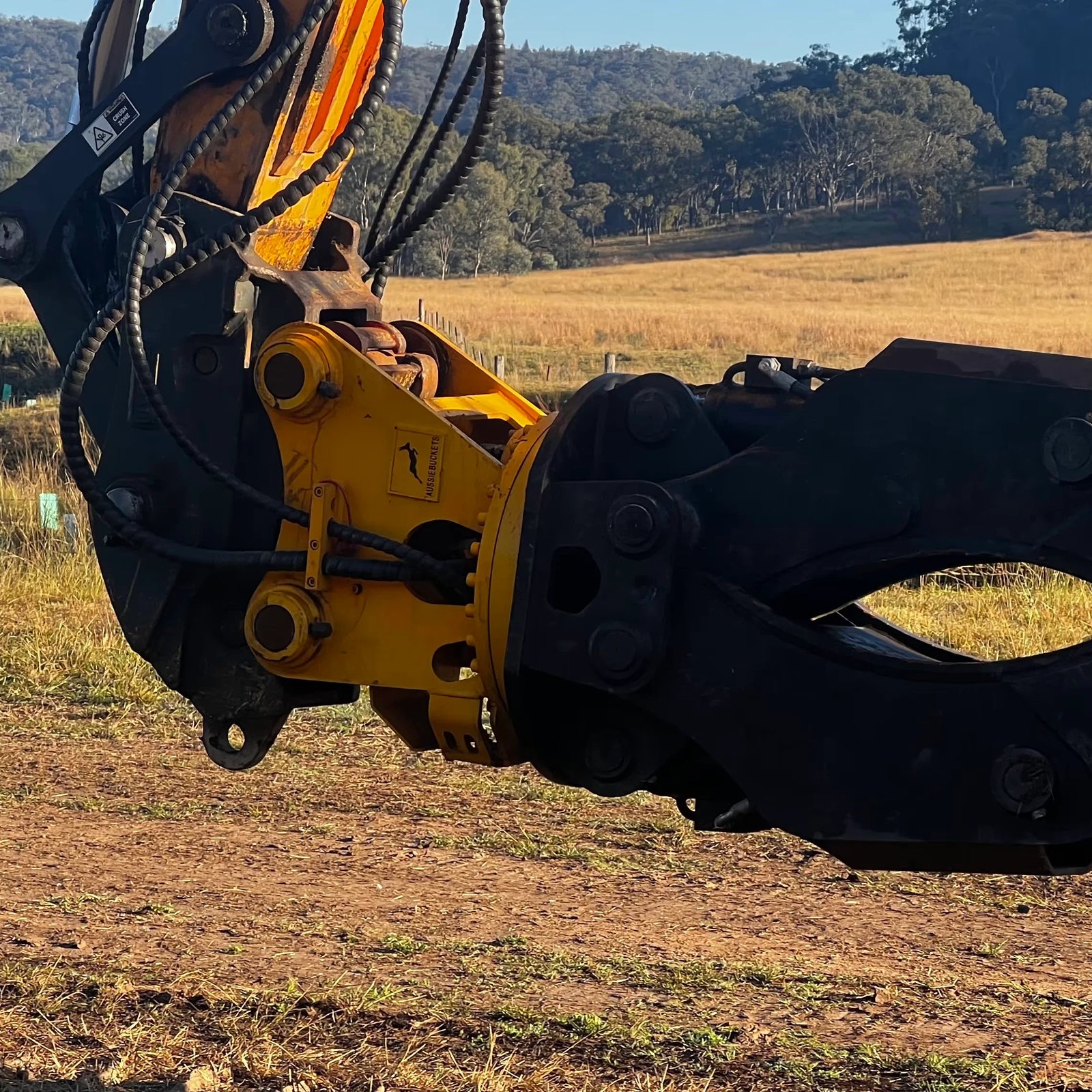 Rotating Multipurpose Grab - Gallery Image 5