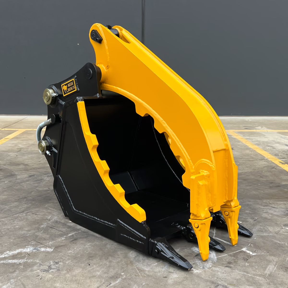 Hydraulic Grab Bucket - Product Image 1