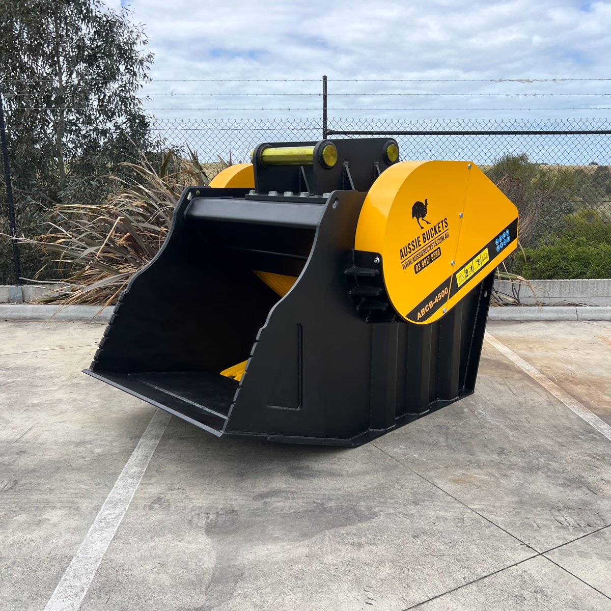 Crusher Bucket - Product Image 1