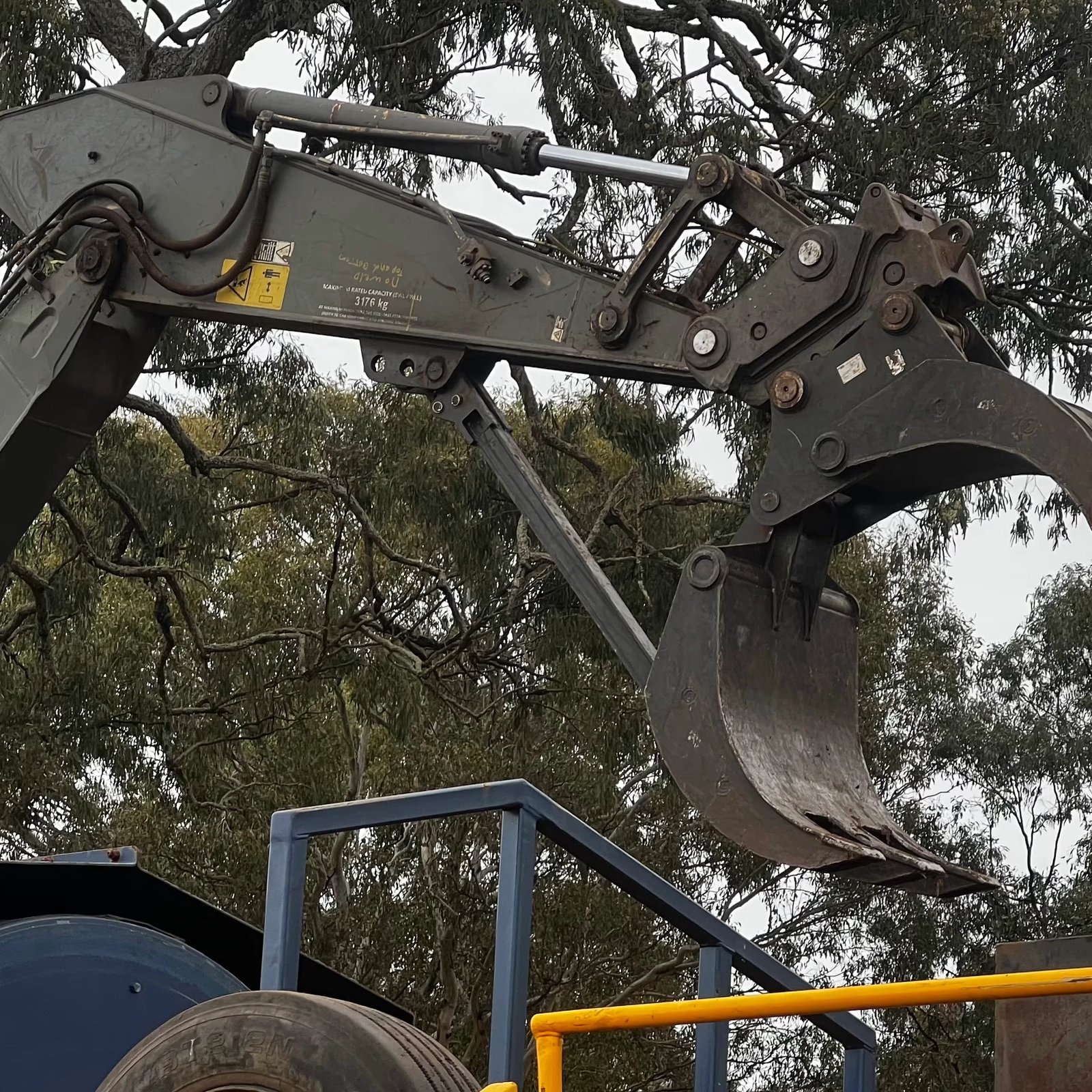 Mechanical Grab - Gallery Image 6